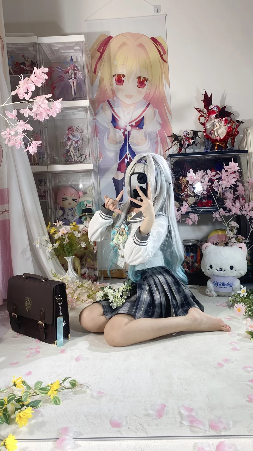 白栎Shirly - No.028 春日流萤 [130P,25V-7.23GB]01 tg@simisebaisi 【丝足阁】123.webp